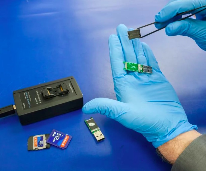 Восстановление информации с флешки в Черняховске