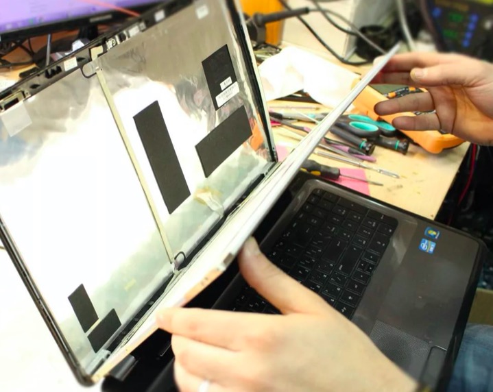 замена матрицы на ноутбуке в Черняховске